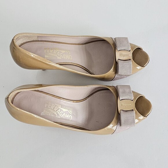 Ferragamo Pumps! Great condition! - Picture 5 of 11